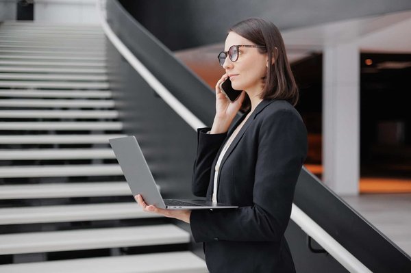 Quel est le rôle du directeur marketing ?